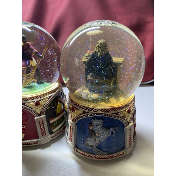 Harry Potter Musical Snow Globe Set Ron Harry Hermione Gryffindor Trio Bradford - Picture 6 of 10